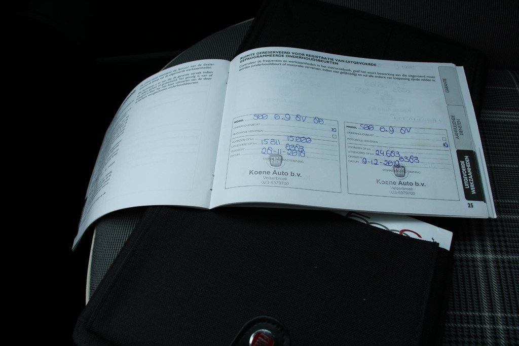 43388215-15.jpg